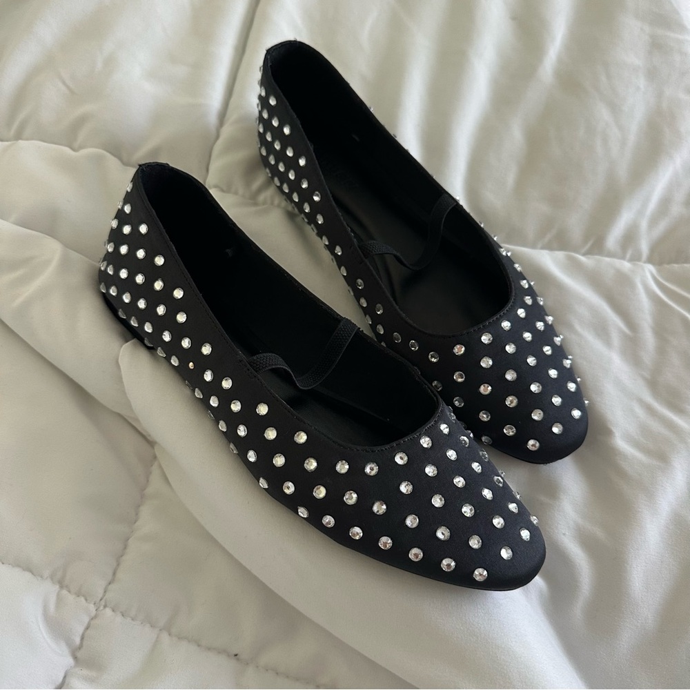 Old Navy Black Studded Women's Flats
